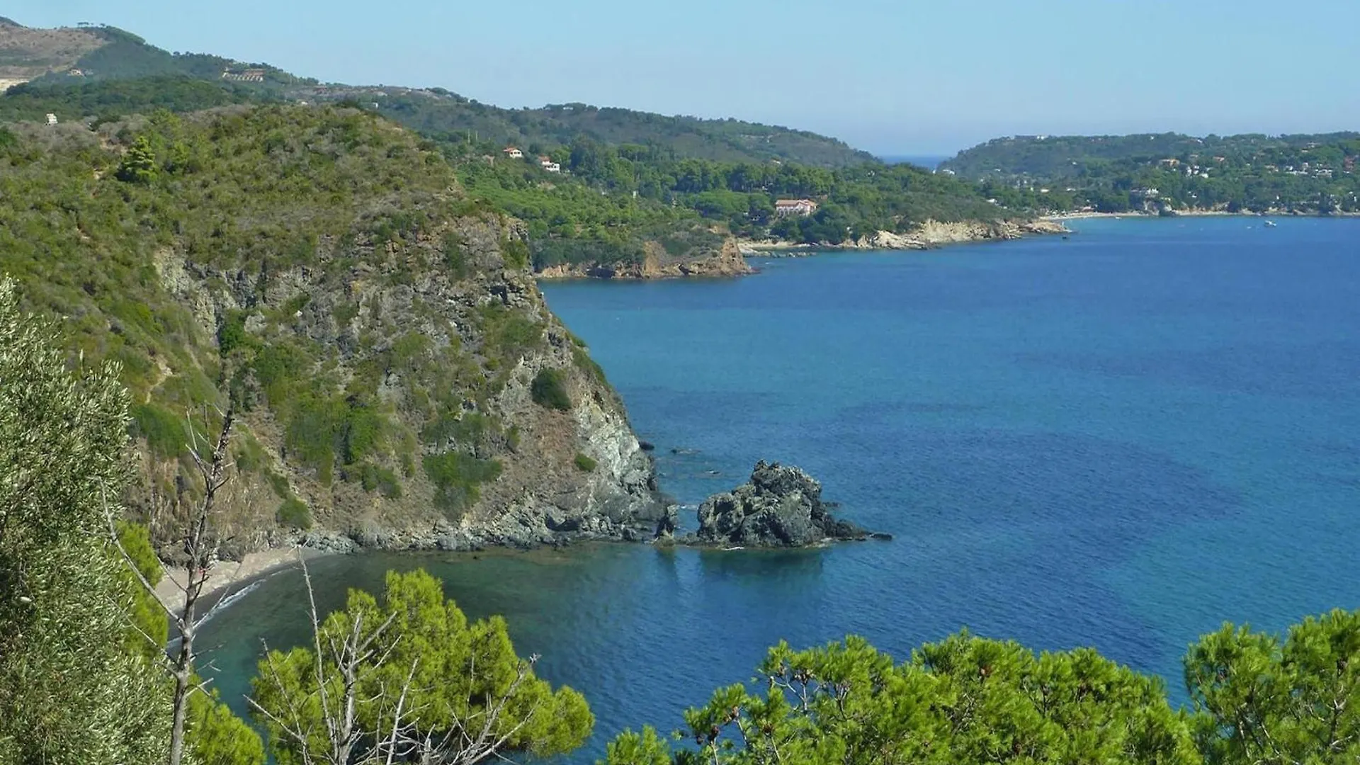 Apartment In Capoliveri Near Sea Beach