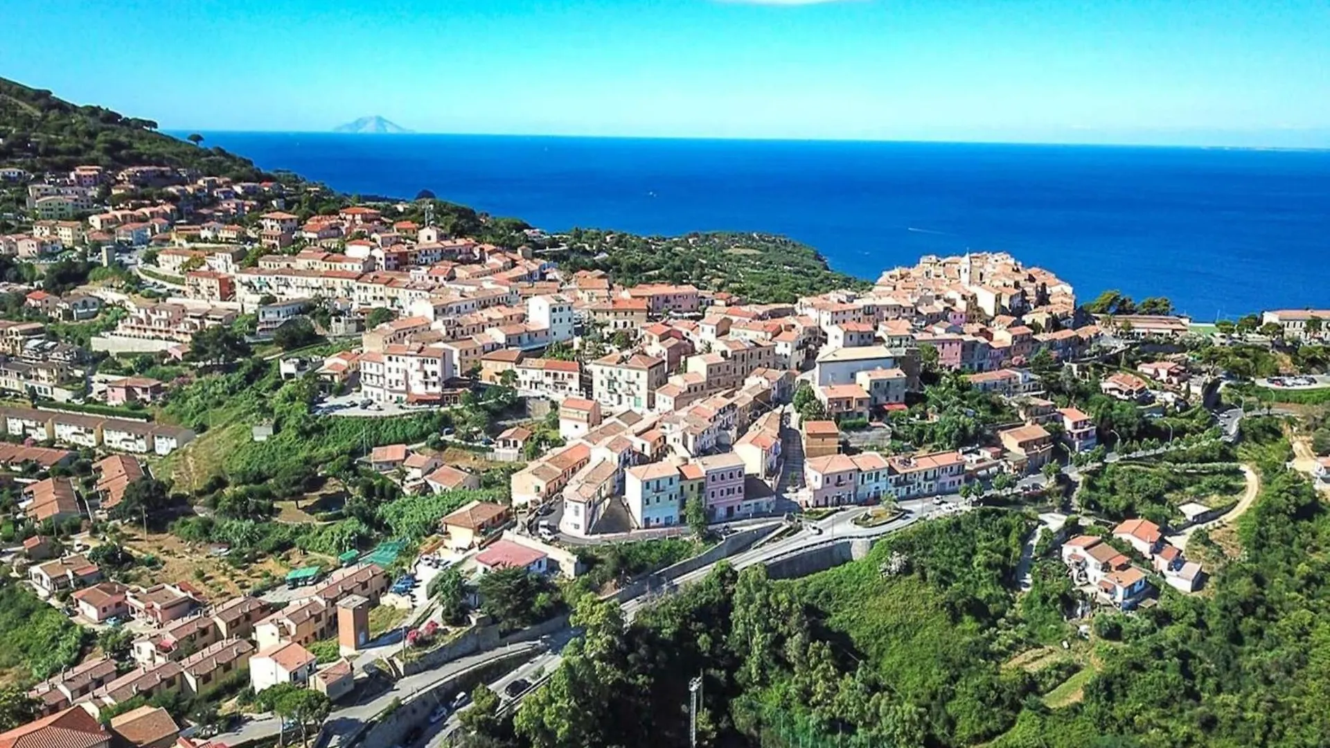 Apartment In Capoliveri Near Sea Beach